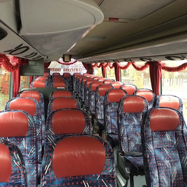 2ks-travel-coach-interior